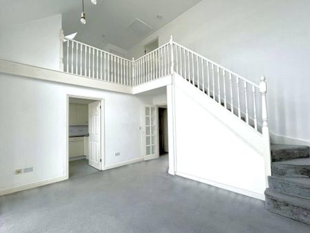 3 bedroom flat to rent - Photo 4