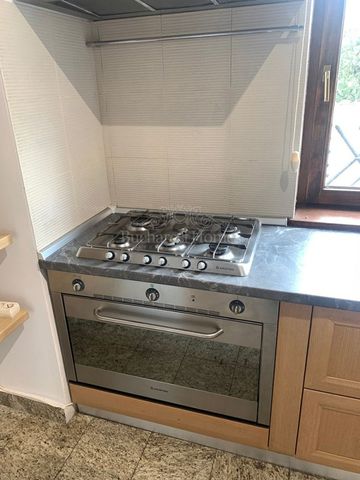 Six Bedroom House with Big Garden and Pool Rent - Pipera, BSB - Photo 5