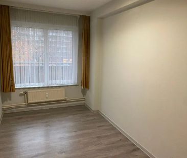 Knap gerenoveerd instapklaar appartement te Hasselt - Photo 5