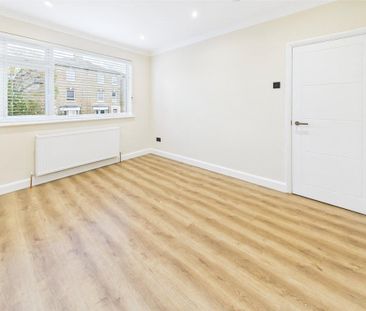 2 bedroom maisonette to rent - Photo 3