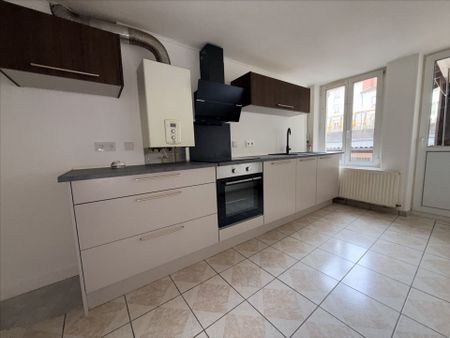Location Appartement 4 pièces 108m² - Photo 3