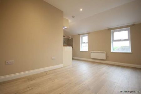 1 bedroom property to rent in Worcester - Photo 5