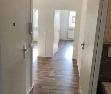 Hübsche Familienwohnung mit modernem Bad - Foto 1