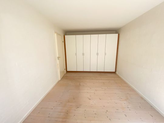 Indbydende lejlighed med sydvendt terrasse og rummelige løsninger - Photo 1
