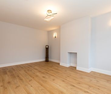 Lincoln Drive, Aspull, WN2 1XB - Photo 2