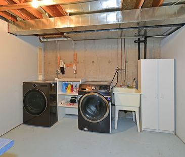 For Lease - 154 Pressed Brick Drive, Brampton, Ontario - Photo 6