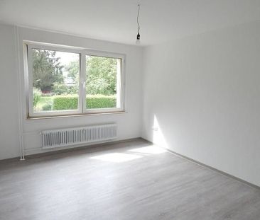 Schöne, bezugsfertig sanierte 3,5-Zi.-Wohnung im Grünen - Foto 1