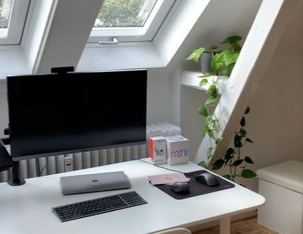 2-Zimmer-Dachgeschosswohnung im Östlichen Ringgebiet - Photo 1