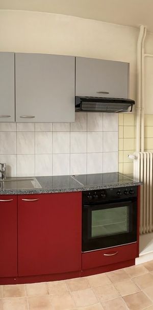 Appartement 2.5 pièces avec cachet au centre ville - Photo 1