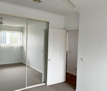 Panoramic Views, Modern Comfort & Effortless Living - Photo 4