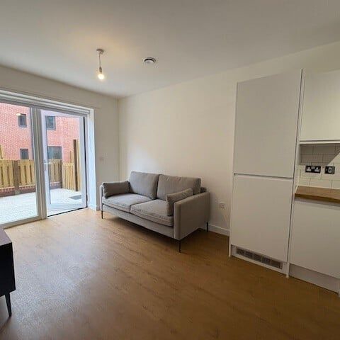 Brook Street, Deansgate Gardens BL1 - Photo 1