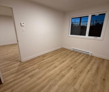 5 1/2 à louer - Photo 2