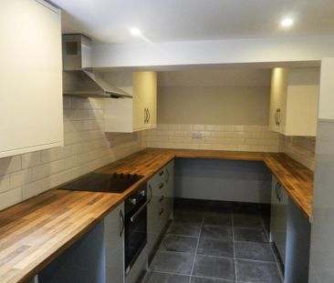 3 bedroom detached house to rent - Photo 3