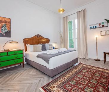 Carrer de la Diputació, Barcelona, Catalonia 08011 - Photo 3