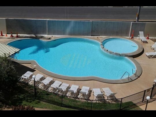 Fully Furnished North Facing Two (2) Bedroom Apartment Located In Surfers Paradise - Photo 1