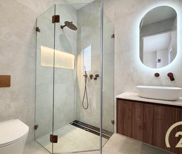 BRAND NEW 5 BEDROOM DUPLEX! - Photo 6