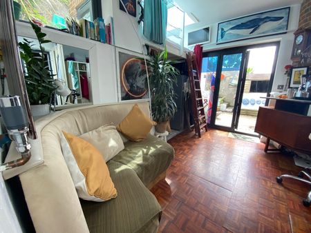 Studio Flat, Findon Rd, BN2 - Photo 3