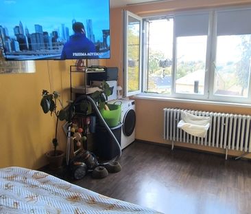 Pronájem bytu 1+1 36 m² - Photo 1