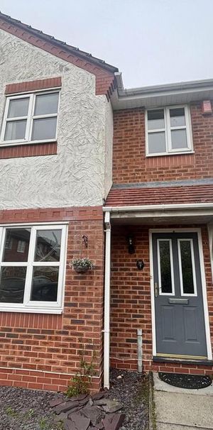 3 bedroom semi-detached house to rent - Photo 1