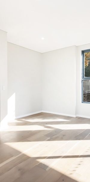 Modern two bedroom unit - 20% below market rent - Photo 1