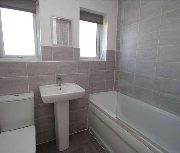 St. Lucia Park, Bordon, Hampshire, GU35 - Photo 6