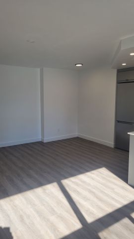 For Lease - 75 Broadway Avenue Unit# 201, Toronto, Ontario - Photo 4