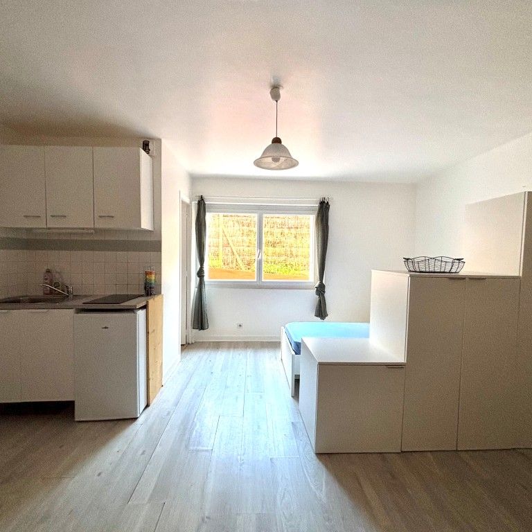 Location Appartement 1 pièce Meublé 23m² NANTES 44100 - Photo 1