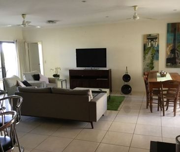 LEASE BREAK - LUXURY LIVING IN PARAP... - Photo 3