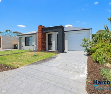 Brand New Modern Home - Stylish, Spacious & Low Maintenance - Photo 5