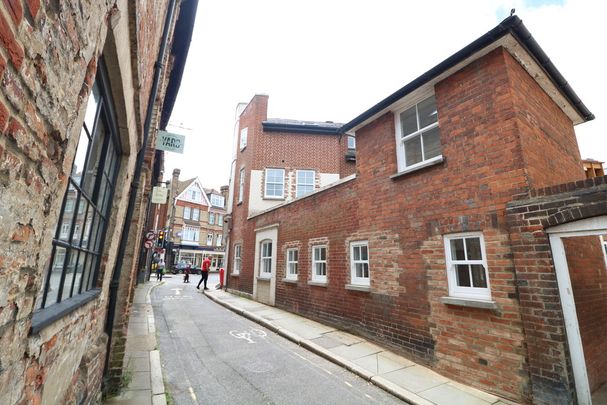 North Street Dorking, Surrey - 1 bedroomProperty for lettings - Seymours - Photo 1