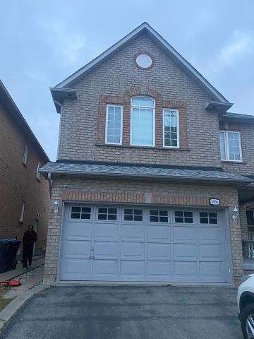 For Lease - 6906 Vicar Gate, Mississauga, Ontario - Photo 2