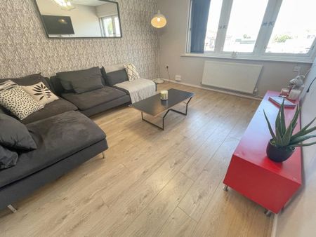 5 bedroom flat to rent - Photo 2