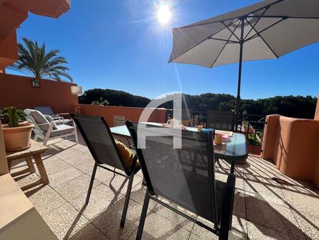 Piso de alquiler en Los Alises, Cabopino - Artola - Photo 4