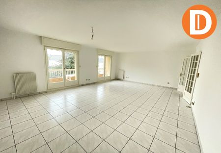 Location Appartement 4 pièces 96m² - Photo 2