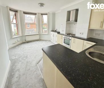 1 bed flat to rent in Flat 3, 6 Adeline road - Photo 6