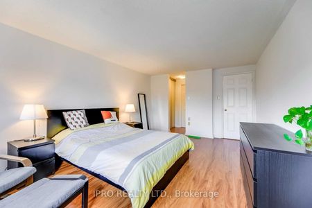 For Lease - 1109 Lindsay Drive, Oakville, Ontario - Photo 3