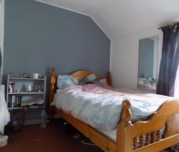 2 bedroom terraced house to rent - Photo 6