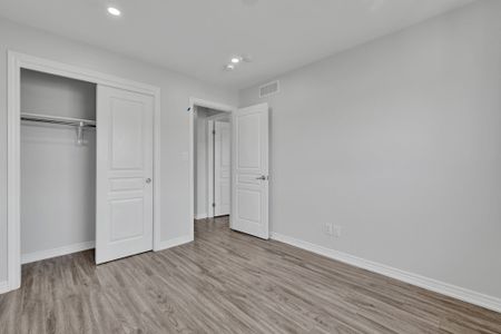 For Lease - 100 Monarch Street, Welland, Ontario - Photo 5