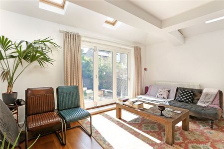 Leathwaite Road, Between The Commons, SW11, London - Photo 3