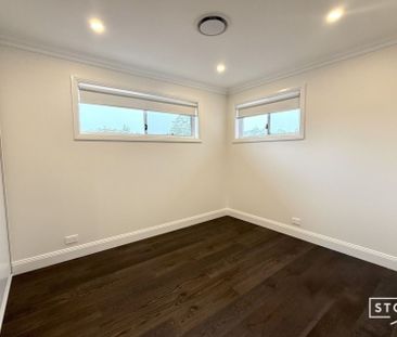 A True Class Above! - Photo 3