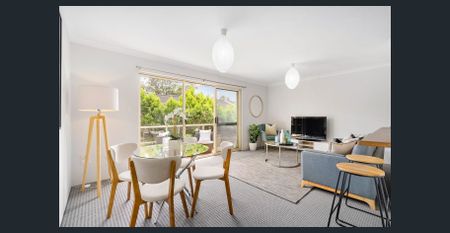 MODERN & SPACIOUS TWO BEDROOM APARTMENT IN PRIME LOCATION ! - Photo 5