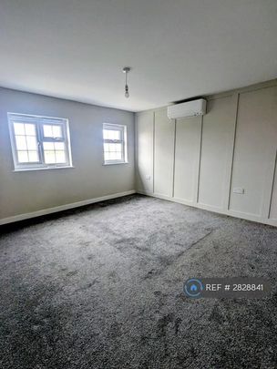 2 bedroom semi-detached house to rent - Photo 1