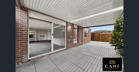 Stylish & Low-Maintenance Home with Entertainer’s Appeal - Photo 4