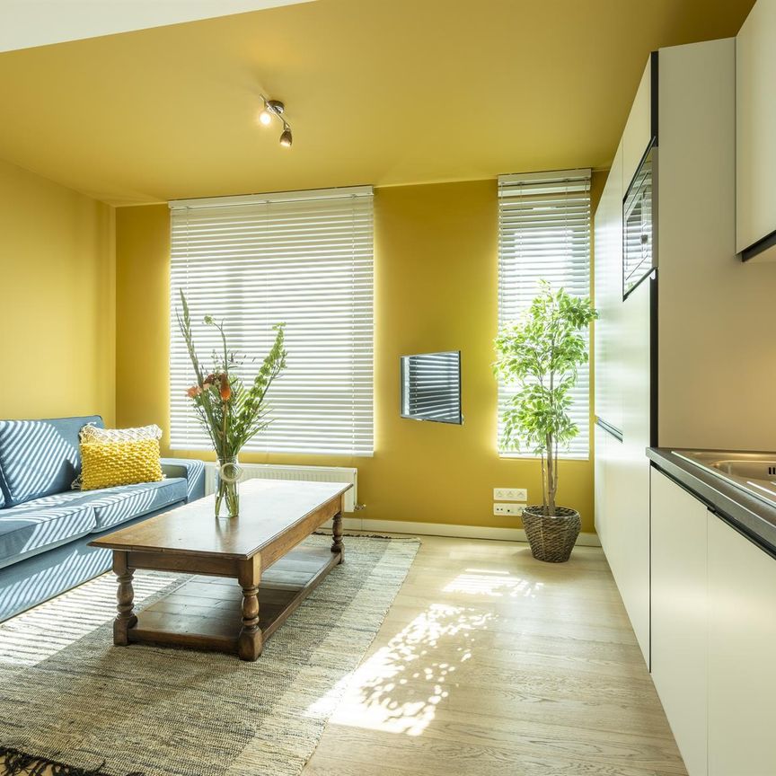 Gemeubelde studio voor korte termijn op TOP locatie ! - Photo 1