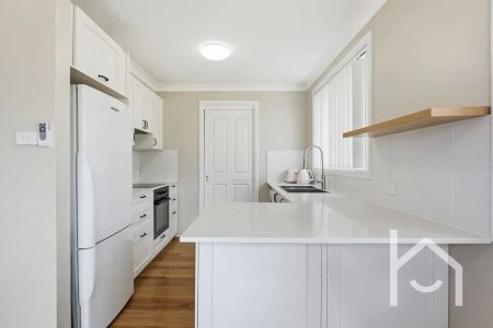 “Good sized home in quiet location” - Photo 2