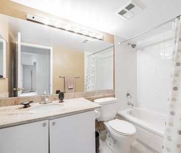 For Lease - 5 Emerald Lane Unit# 204, Vaughan, Ontario - Photo 6