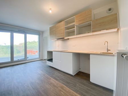 Location Appartement 4 pièces 78m² - Photo 4