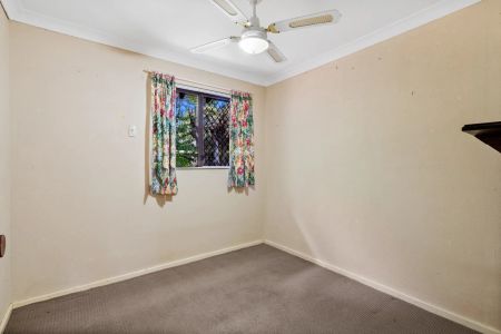 Family-Friendly Living In a Coastal Setting. - Photo 4