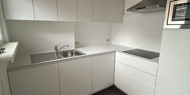 Appartement te huur in Antwerpen voor € 725 met 1 slaapkamer - Photo 1