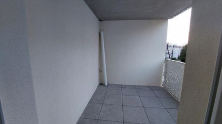 location Appartement T2 DE 43.53m² À CLUSES - Photo 4